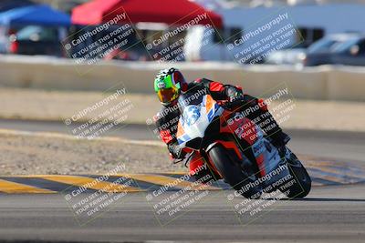 media/Dec-18-2022-SoCal Trackdays (Sun) [[8099a50955]]/Turn 2 (950am)/